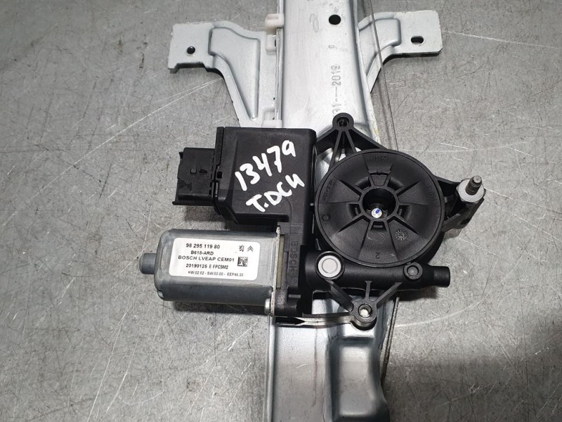 Recambio de elevalunas trasero derecho para citroën c3 shine referencia OEM IAM 9830478380  ELECTRICO 6 PINS