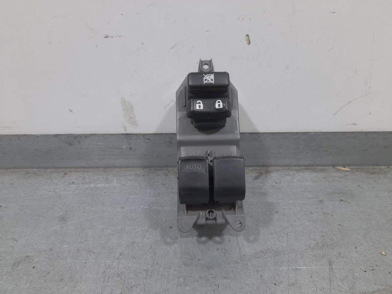 Recambio de mando elevalunas delantero izquierdo para toyota auris (_e15_) 1.4 d-4d (nde150_) referencia OEM IAM 8482002230  
