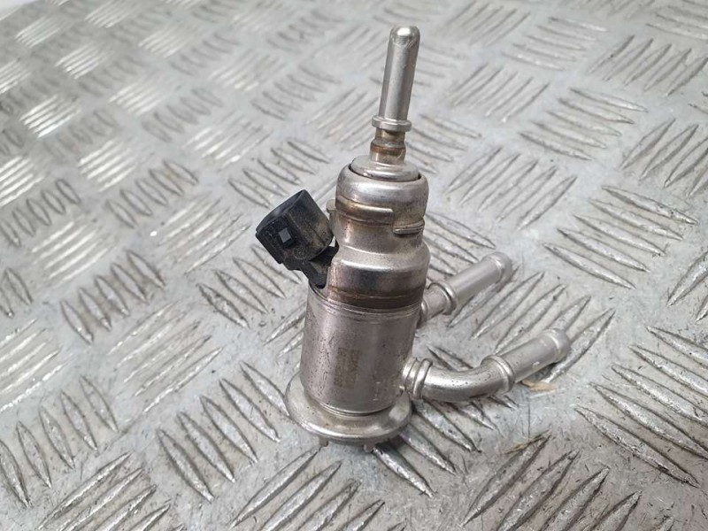 Recambio de inyector adblue para peugeot partner kasten furgon referencia OEM IAM 9842811780 N220407118 