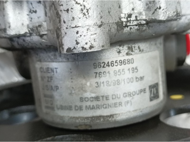 Recambio de bomba direccion para peugeot 406 berlina (s1/s2) sr referencia OEM IAM 9624659680 7691955195 ZF