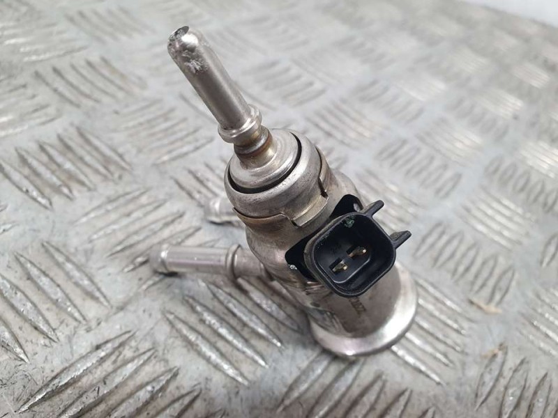 Recambio de inyector adblue para peugeot partner kasten furgon referencia OEM IAM 9842811780 N220407118 