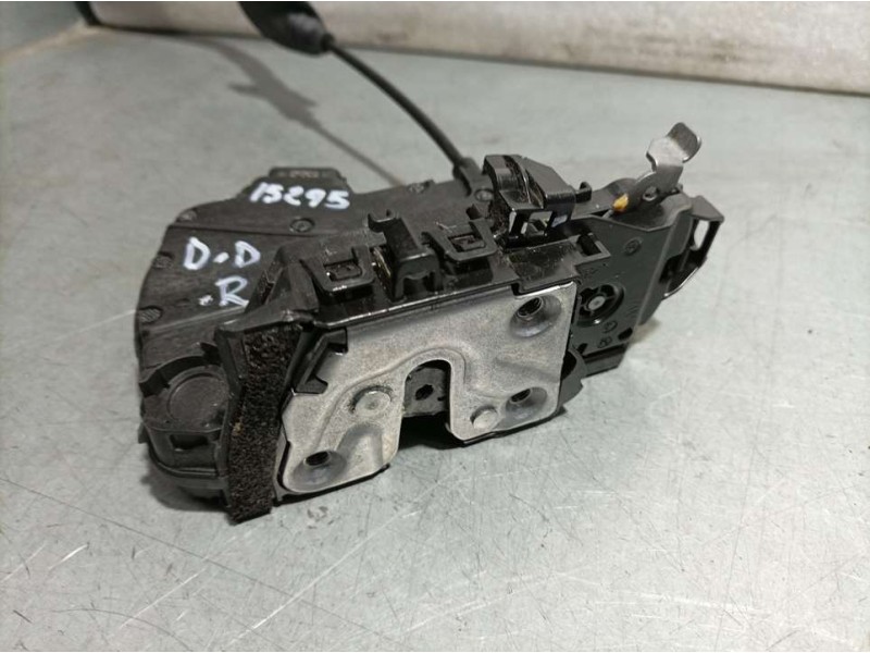 Recambio de cerradura puerta delantera derecha para renault clio v experience referencia OEM IAM 805029595R  ELECTRICA