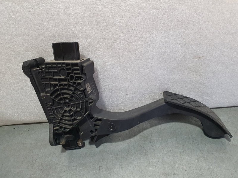 Recambio de potenciometro pedal para volkswagen polo advance referencia OEM IAM 2Q1723503 18168C1 