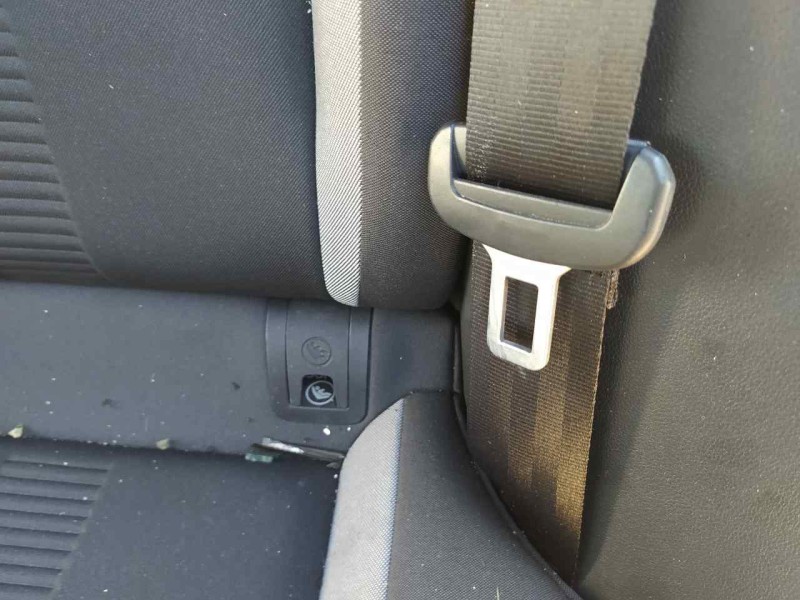 Recambio de cinturon seguridad trasero izquierdo para seat leon (5f1) style visio edition referencia OEM IAM 5F0857805C  