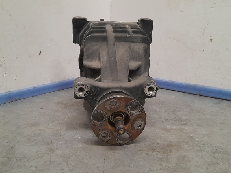 Recambio de diferencial trasero para hyundai santa fe (sm) 2.0 gls crdi 4x4 referencia OEM IAM Y021003586 SM4WD YJ