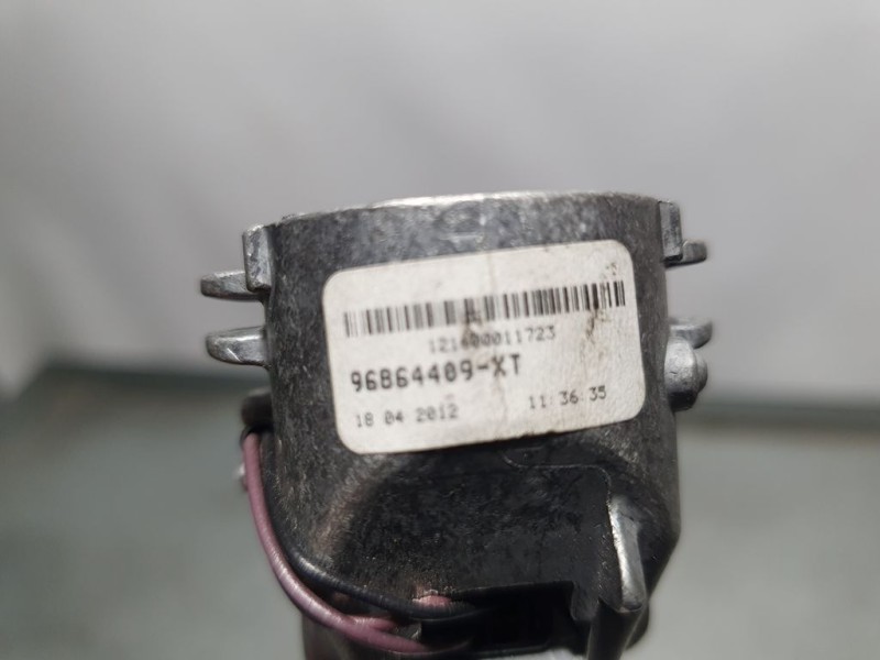 Recambio de espejo interior para peugeot 208 active referencia OEM IAM 96864409XT  