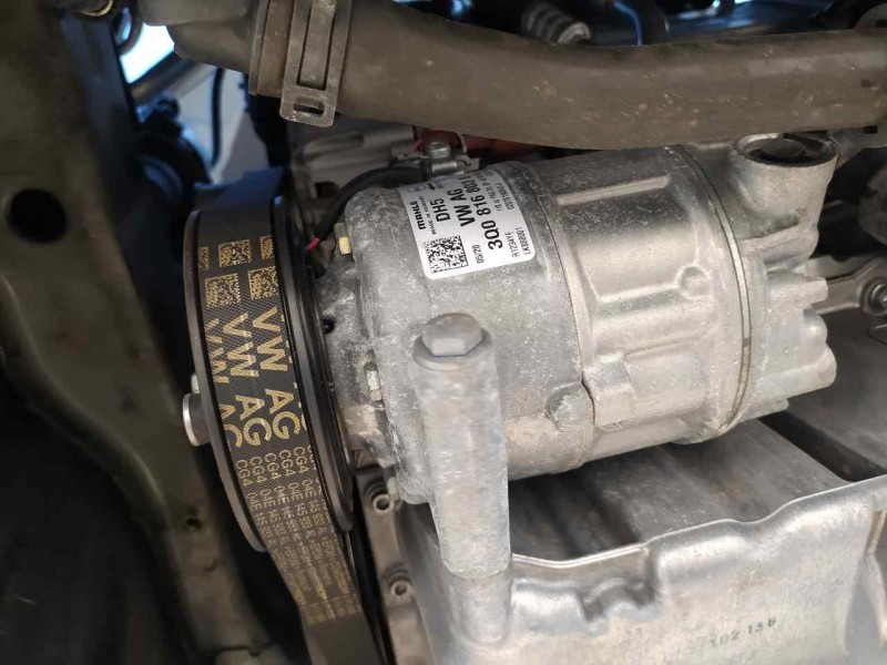 Recambio de compresor aire acondicionado para seat leon (5f1) style visio edition referencia OEM IAM 3Q0816803B  