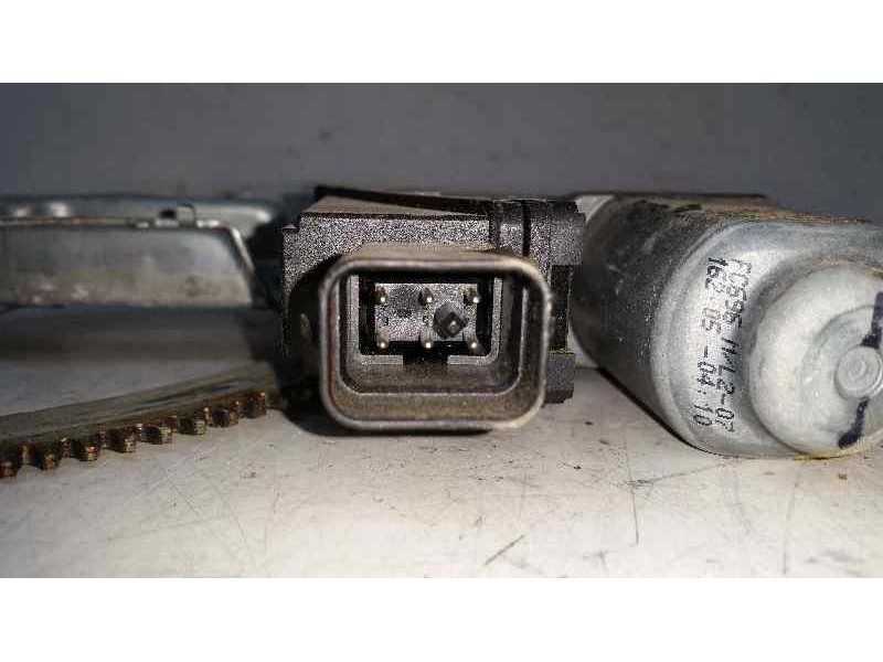 Recambio de elevalunas delantero izquierdo para opel corsa c cosmo referencia OEM IAM  6 PINS ELECTRICO