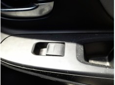 Recambio de mando elevalunas delantero derecho para toyota yaris (_p13_) 1.5 hybrid (nhp130_) referencia OEM IAM 848100D030  