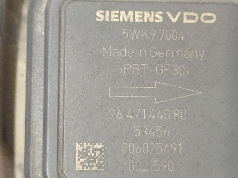 Recambio de caudalimetro para peugeot 107 urban referencia OEM IAM 9647144080 5WK97004 SIEMENS VDO
