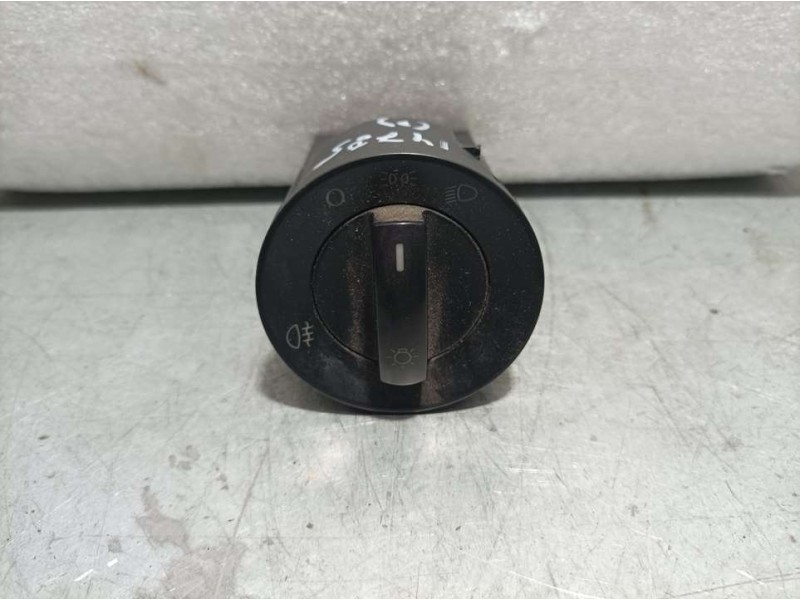 Recambio de mando luces para volkswagen polo (9n3) edition referencia OEM IAM 6Q0941531B  