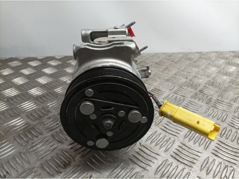 Recambio de compresor aire acondicionado para citroën c4 1.2 12v e-thp pure tech referencia OEM IAM 9933718880 MT167001 MAHLE CL