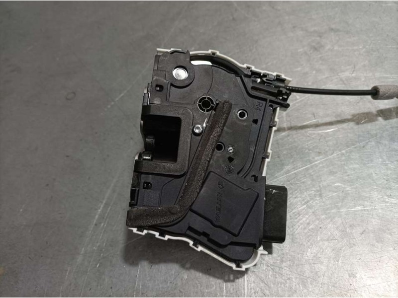 Recambio de cerradura puerta delantera derecha para mg zs 1.5 vti referencia OEM IAM 10845781 16896906 ELECTRICA