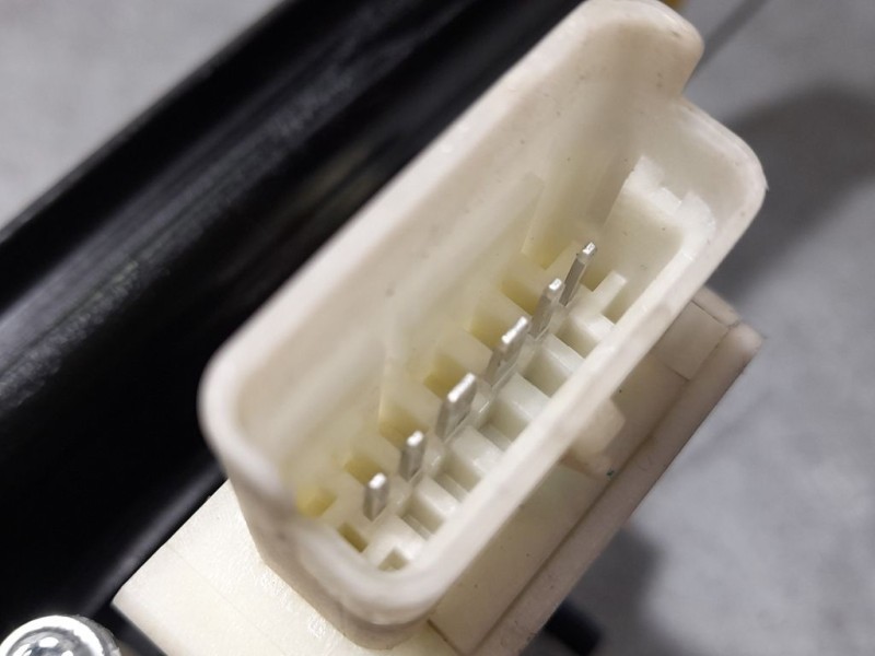 Recambio de elevalunas trasero derecho para citroën c4 picasso attraction referencia OEM IAM 9676172380  ELECTRICO 6 PINES