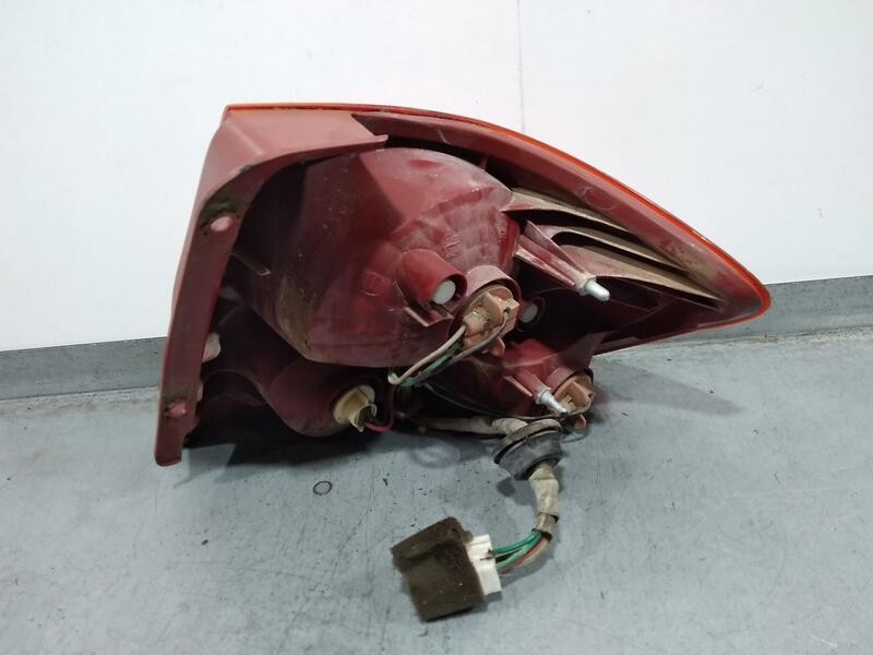 Recambio de piloto trasero izquierdo para hyundai getz (tb) basico referencia OEM IAM 924011C010  ROZADO