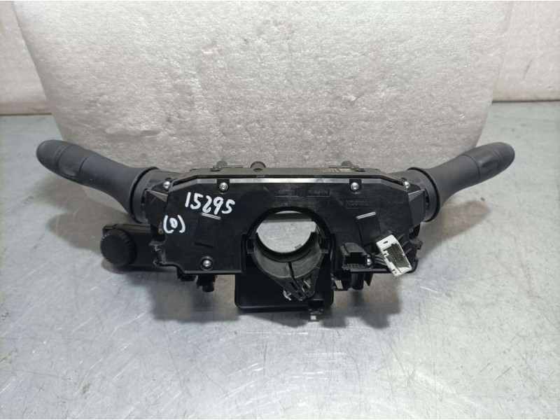 Recambio de mando luces y limpia para renault clio v experience referencia OEM IAM 255679479R 1053203900 