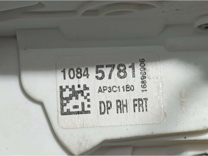 Recambio de cerradura puerta delantera derecha para mg zs 1.5 vti referencia OEM IAM 10845781 16896906 ELECTRICA