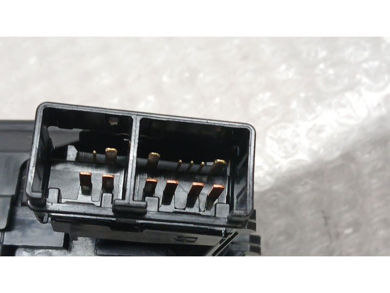 Recambio de mando limpia para toyota yaris (_p13_) 1.5 hybrid (nhp130_) referencia OEM IAM 846520D190  0D19017F936