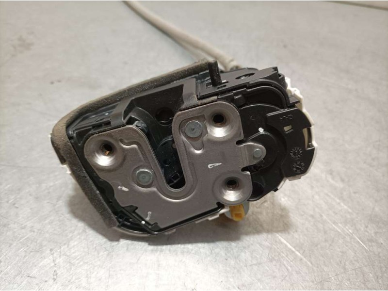 Recambio de cerradura puerta trasera izquierda para mg zs 1.5 vti referencia OEM IAM 10845782 16896907 ELECTRICA 4 PINS