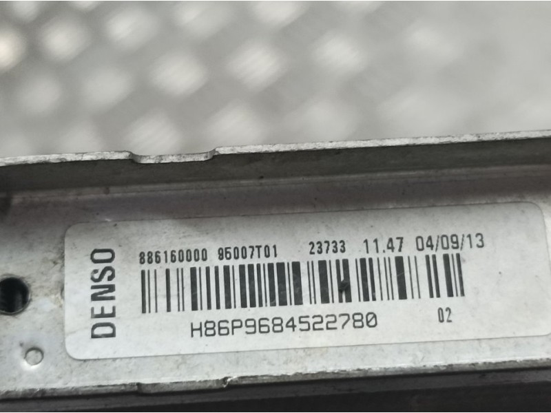 Recambio de radiador agua para peugeot 208 style referencia OEM IAM 9684522780 886160000 DENSO