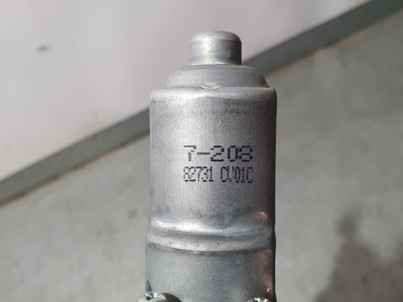 Recambio de elevalunas trasero derecho para nissan leaf 2 zero edition referencia OEM IAM 82731CV01C  MITSUBA ELECTRICO 2 PINS