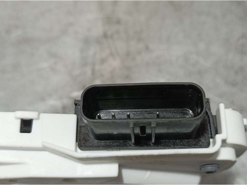 Recambio de cerradura puerta trasera izquierda para mg zs 1.5 vti referencia OEM IAM 10845782 16896907 ELECTRICA 4 PINS