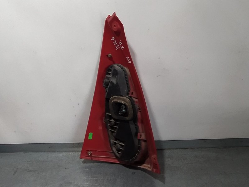 Recambio de piloto trasero derecho para peugeot 107 urban referencia OEM IAM   