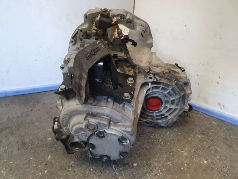 Recambio de caja cambios para nissan almera tino (v10m) acenta referencia OEM IAM 8E069VT 9450362 5VELOCIDADES