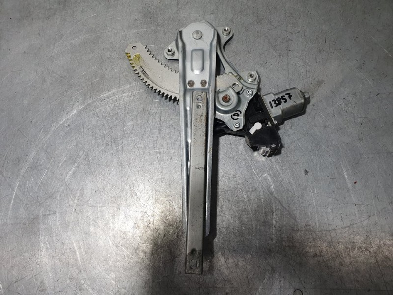 Recambio de elevalunas trasero izquierdo para nissan leaf 2 zero edition referencia OEM IAM SIN REF  ELECTRICO 2 PINES