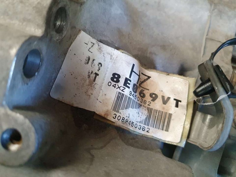 Recambio de caja cambios para nissan almera tino (v10m) acenta referencia OEM IAM 8E069VT 9450362 5VELOCIDADES