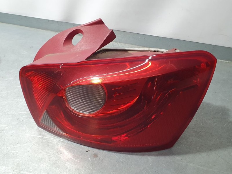 Recambio de piloto trasero derecho para seat ibiza (6j5) reference referencia OEM IAM 6J4945096H  ROZADO