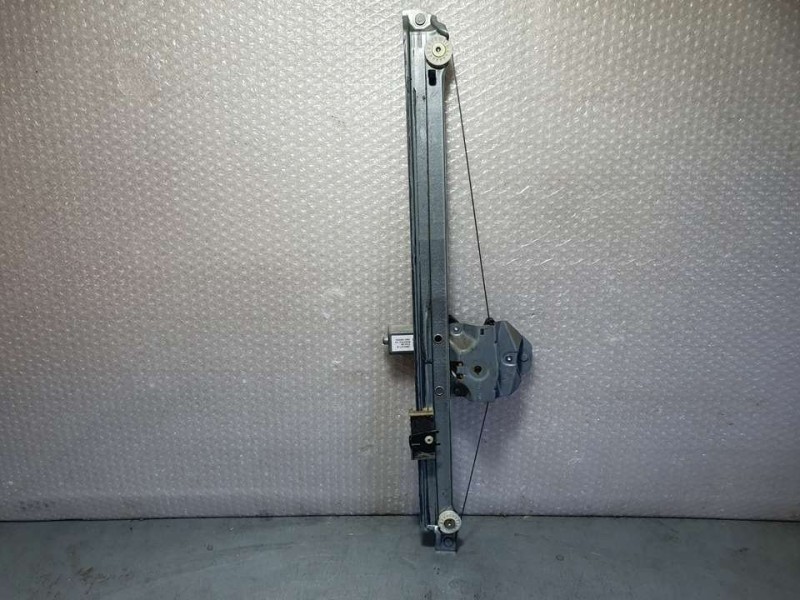 Recambio de elevalunas delantero derecho para opel vivaro b kasten/combi furgon l1 h1 2.9t expresion referencia OEM IAM 80720753