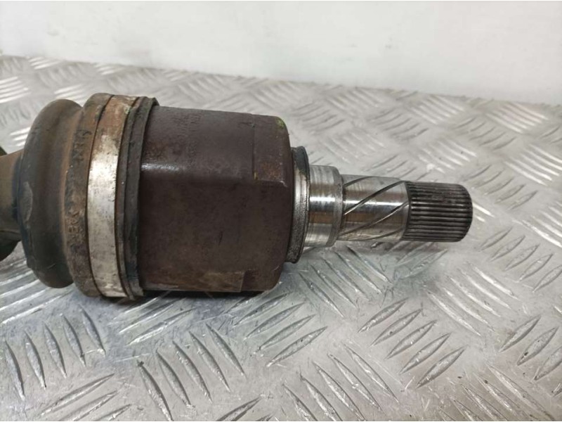 Recambio de transmision delantera izquierda para renault scenic ii grand confort dynamique referencia OEM IAM 8200198016  