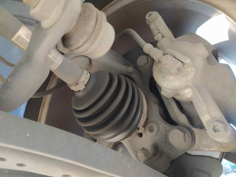 Recambio de mangueta delantera izquierda para seat leon (5f1) style visio edition referencia OEM IAM 5Q0407255Q  