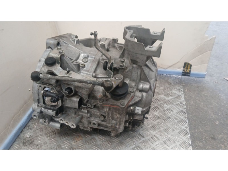 Recambio de caja cambios para dodge avenger 2.0 crd referencia OEM IAM 8H173034 A7822908 6VELOCIDADES