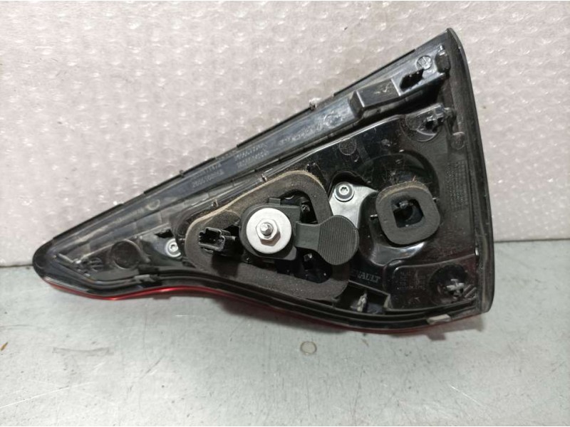 Recambio de piloto trasero izquierdo para renault clio v experience referencia OEM IAM 265551147R  