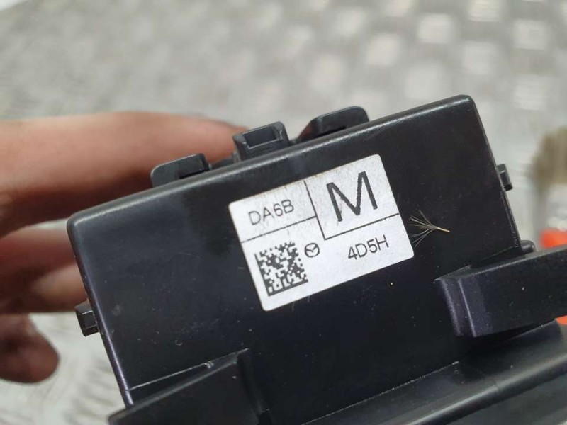 Recambio de mando limpia para mazda 2 lim. () luxury referencia OEM IAM SIN REF  