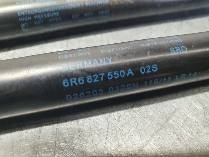 Recambio de amortiguadores maletero / porton para volkswagen polo (6r1) advance referencia OEM IAM 6R6827550A  
