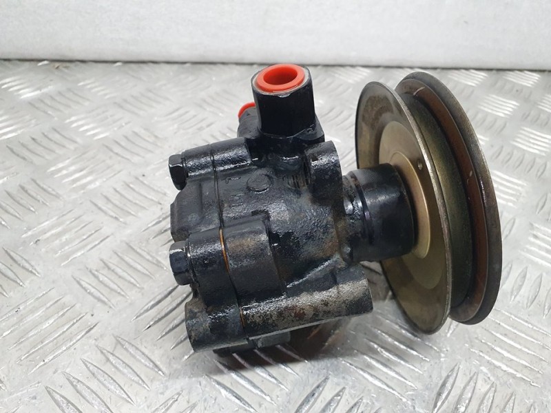 Recambio de bomba direccion para nissan almera (n15) lx referencia OEM IAM SIN REF  