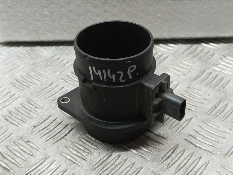 Recambio de caudalimetro para hyundai i20 klass referencia OEM IAM 281060004 281642J600 KEFICO