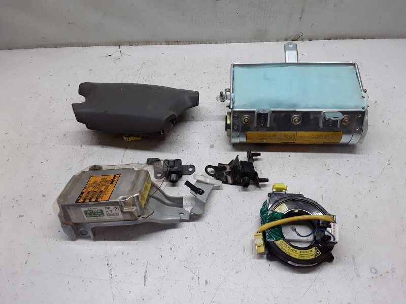 Recambio de kit airbag para toyota corolla (e11) referencia OEM IAM   