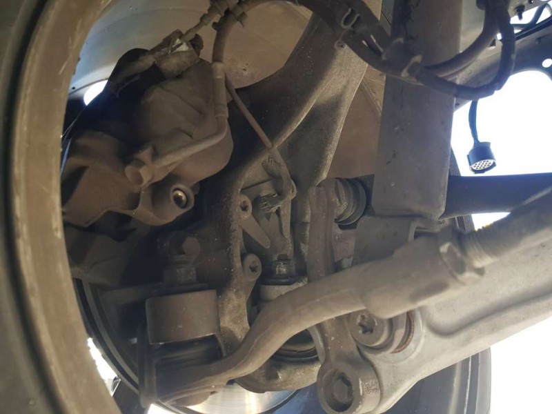 Recambio de mangueta delantera izquierda para jaguar xf 2.2 diesel referencia OEM IAM C2P25454  