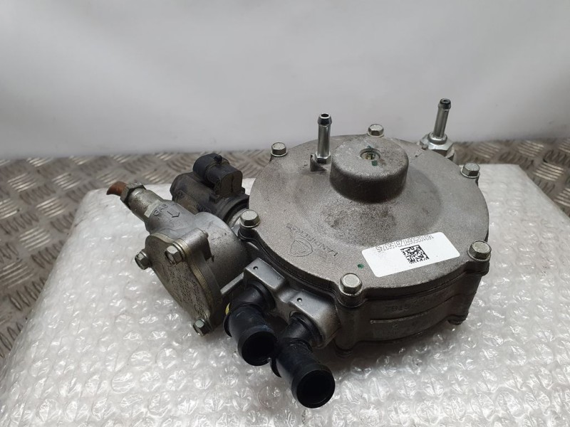 Recambio de pulmon reductor de presion de gas para dacia sandero stepway referencia OEM IAM   