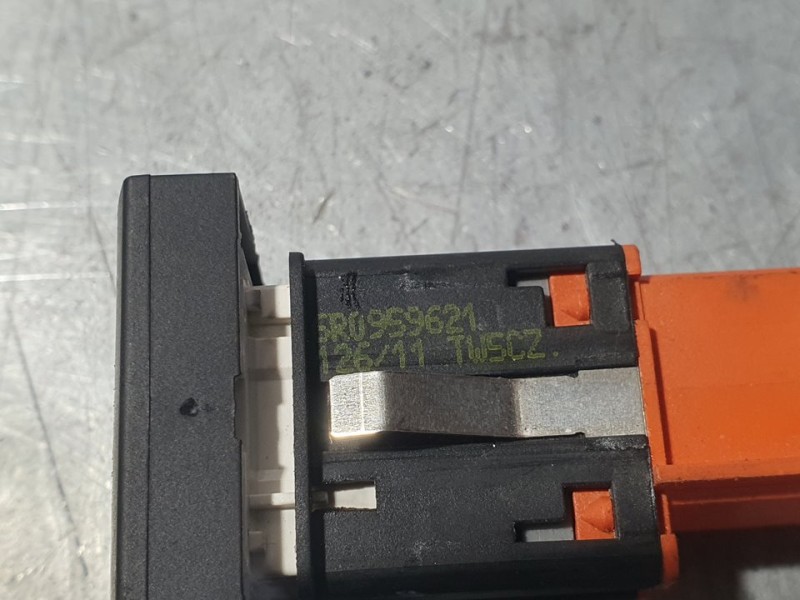 Recambio de modulo electronico para volkswagen polo (6r1) advance referencia OEM IAM 6R0959621  