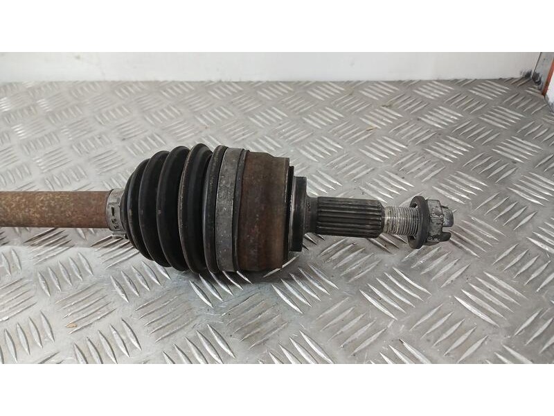 Recambio de transmision delantera derecha para renault clio v experience referencia OEM IAM 391009804R  