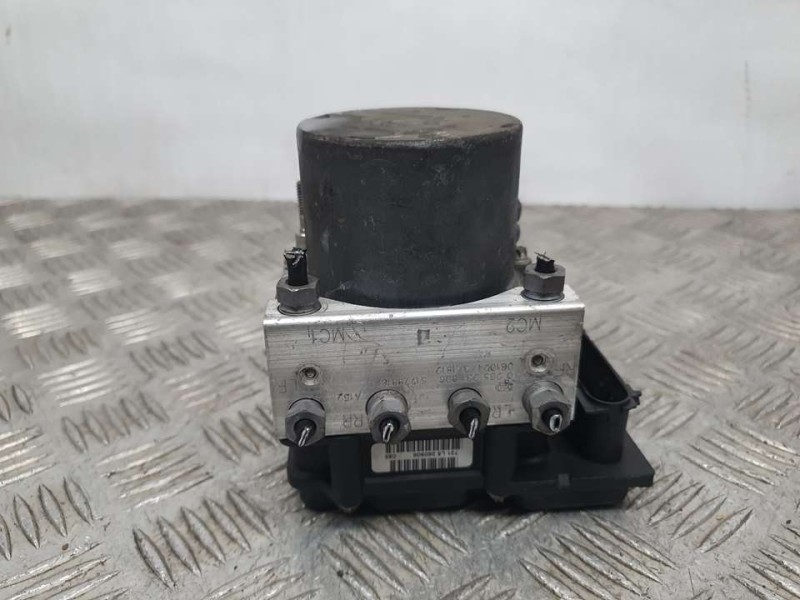 Recambio de abs para fiat stilo (192) 1.9 multijet 120 sting referencia OEM IAM 51778818 0265231806 BOSCH