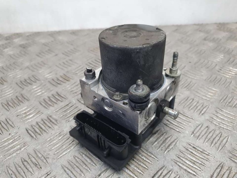 Recambio de abs para fiat stilo (192) 1.9 multijet 120 sting referencia OEM IAM 51778818 0265231806 BOSCH