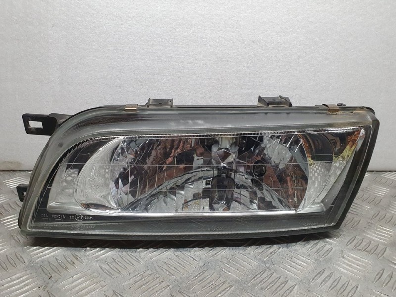 Recambio de faro izquierdo para nissan almera (n15) lx referencia OEM IAM SIN REF  