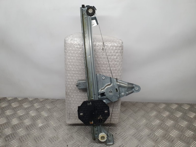 Recambio de elevalunas trasero derecho para dacia sandero comfort referencia OEM IAM 827206057R  ELECTRICO 2 PINES