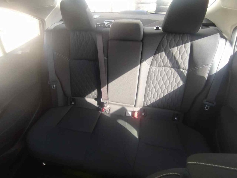 Recambio de asientos traseros para toyota corolla (e21) hybrid active referencia OEM IAM   